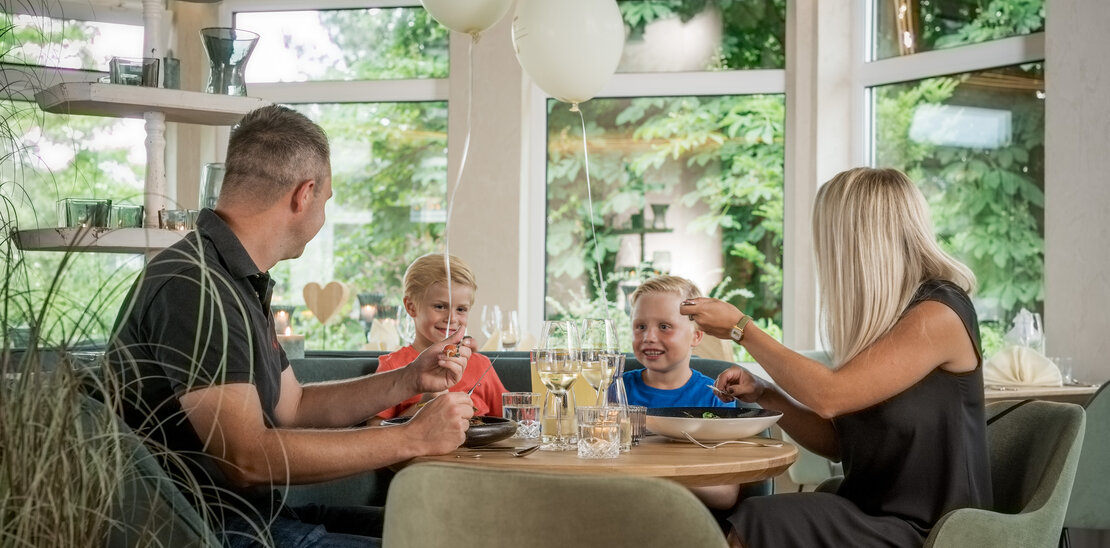 Genussrestaurant Habichtswald im Parkhotel Emstaler H&ouml;he