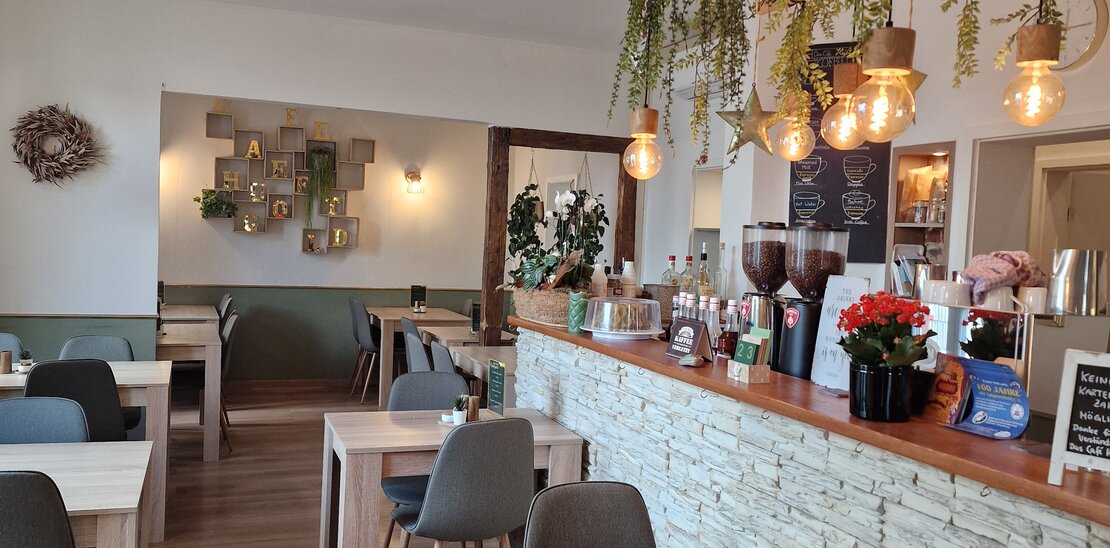 Das Caf&eacute; H&uuml;ftgold