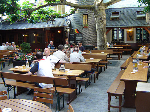 Hessen La Carte Restaurantf hrer Apfelweinwirtschaft Klaane 